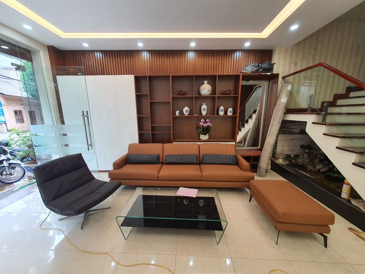 Sofa băng dài Narciso, bàn giao tại thành phố Cao Bằng