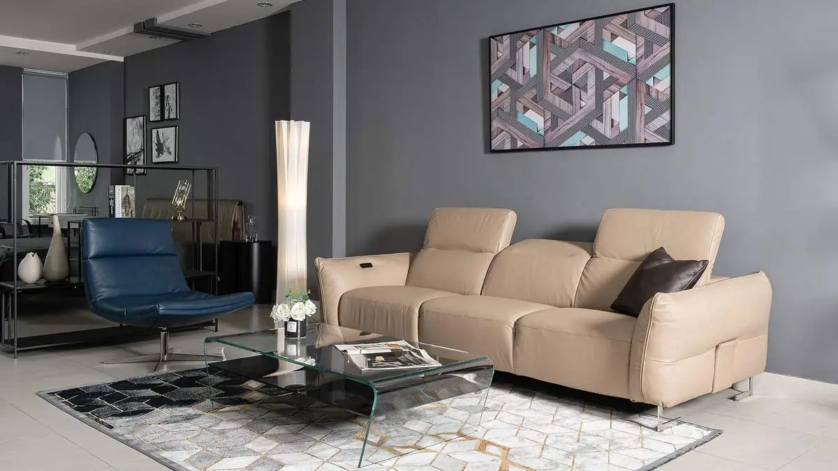Showroom BTM — gần 100 mẫu sofa cao cấp