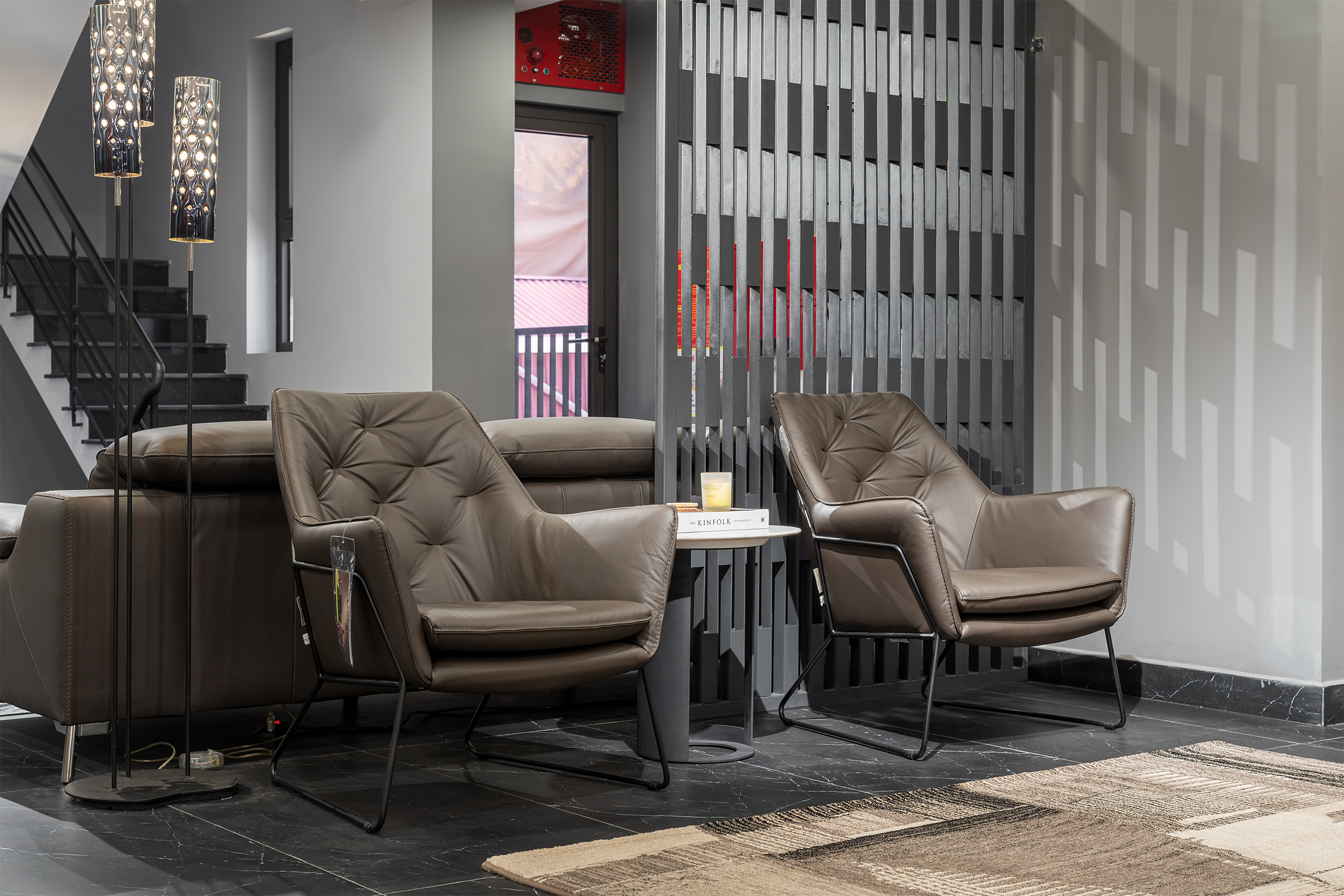 Ghế armchair Malaysia T1121 góc 2