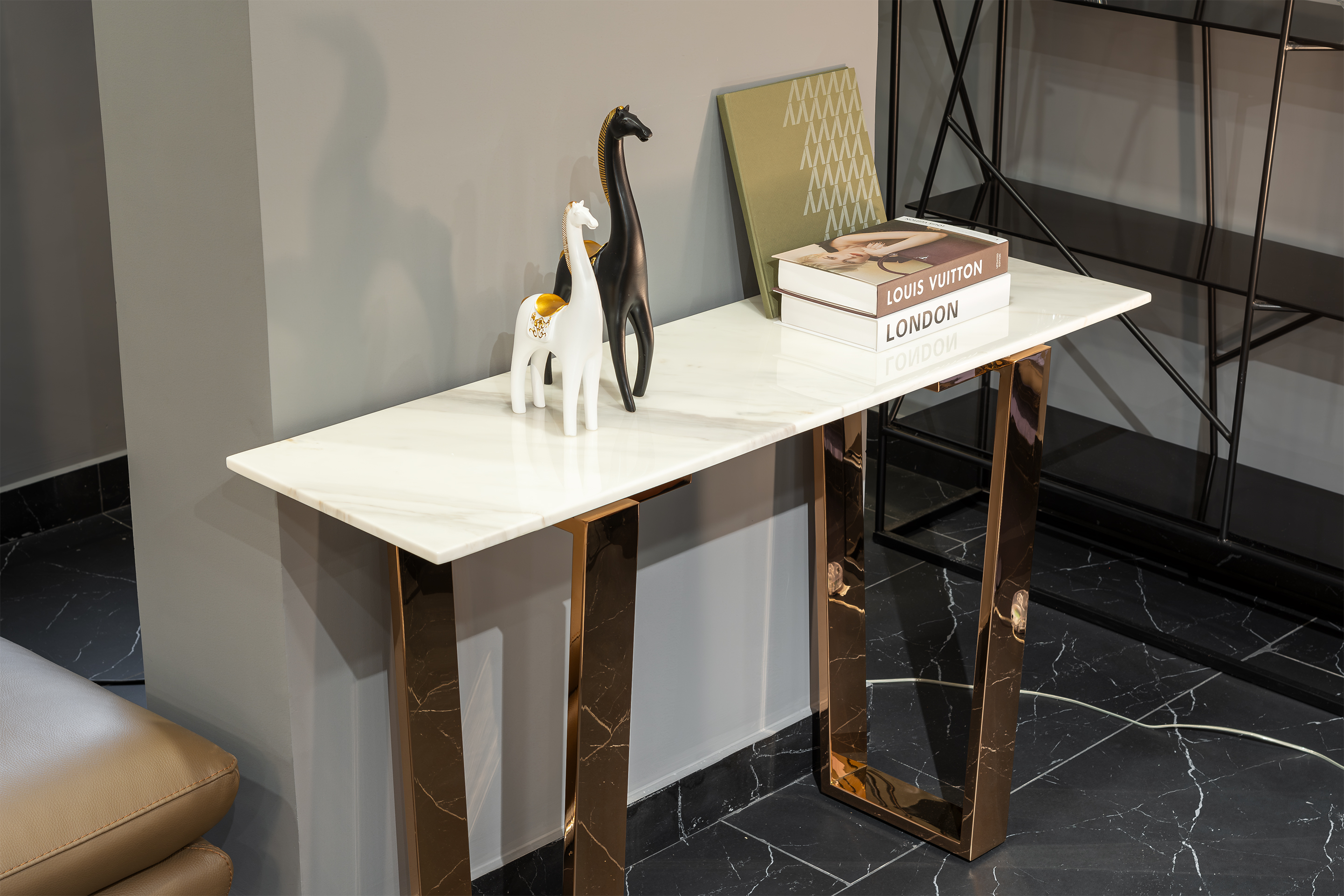 Bàn console Freccia góc 3