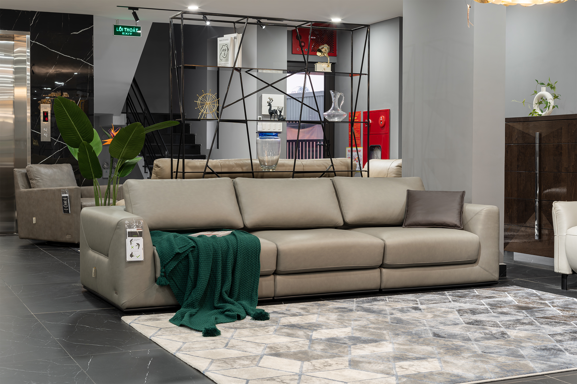 Sofa da Malaysia: Băng dài 1200 góc 1