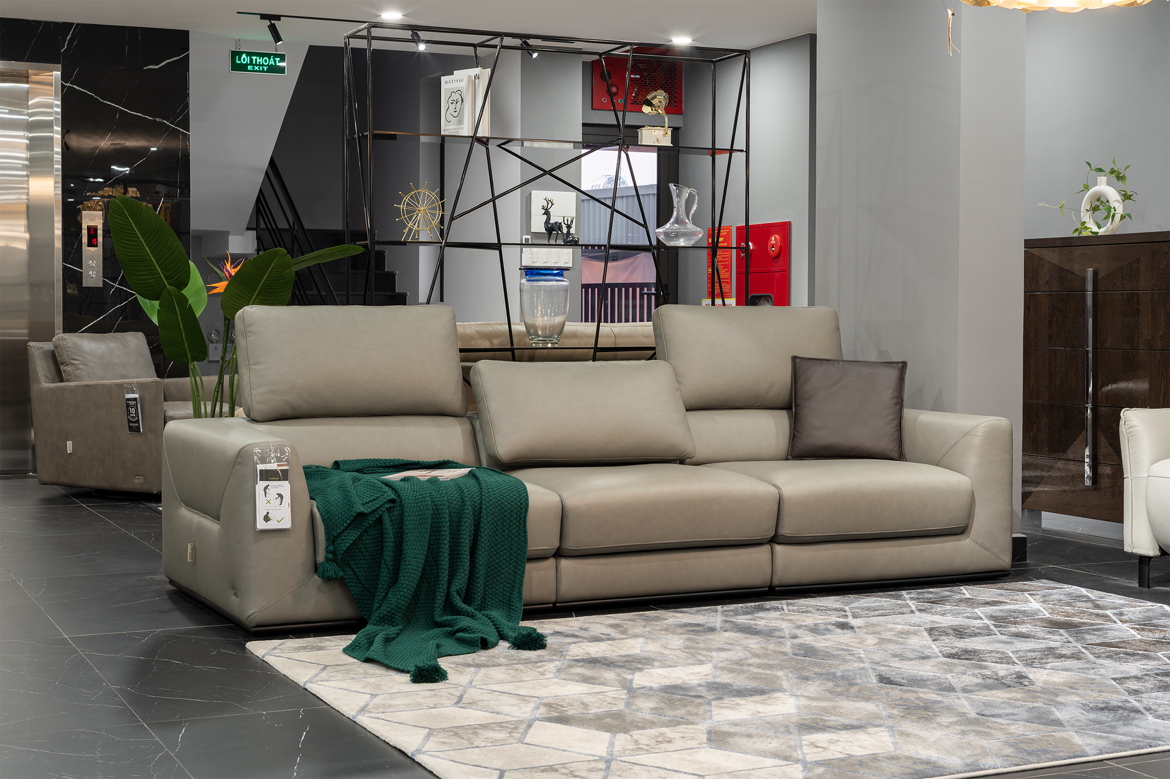Sofa da Malaysia: Băng dài 1200 góc 2
