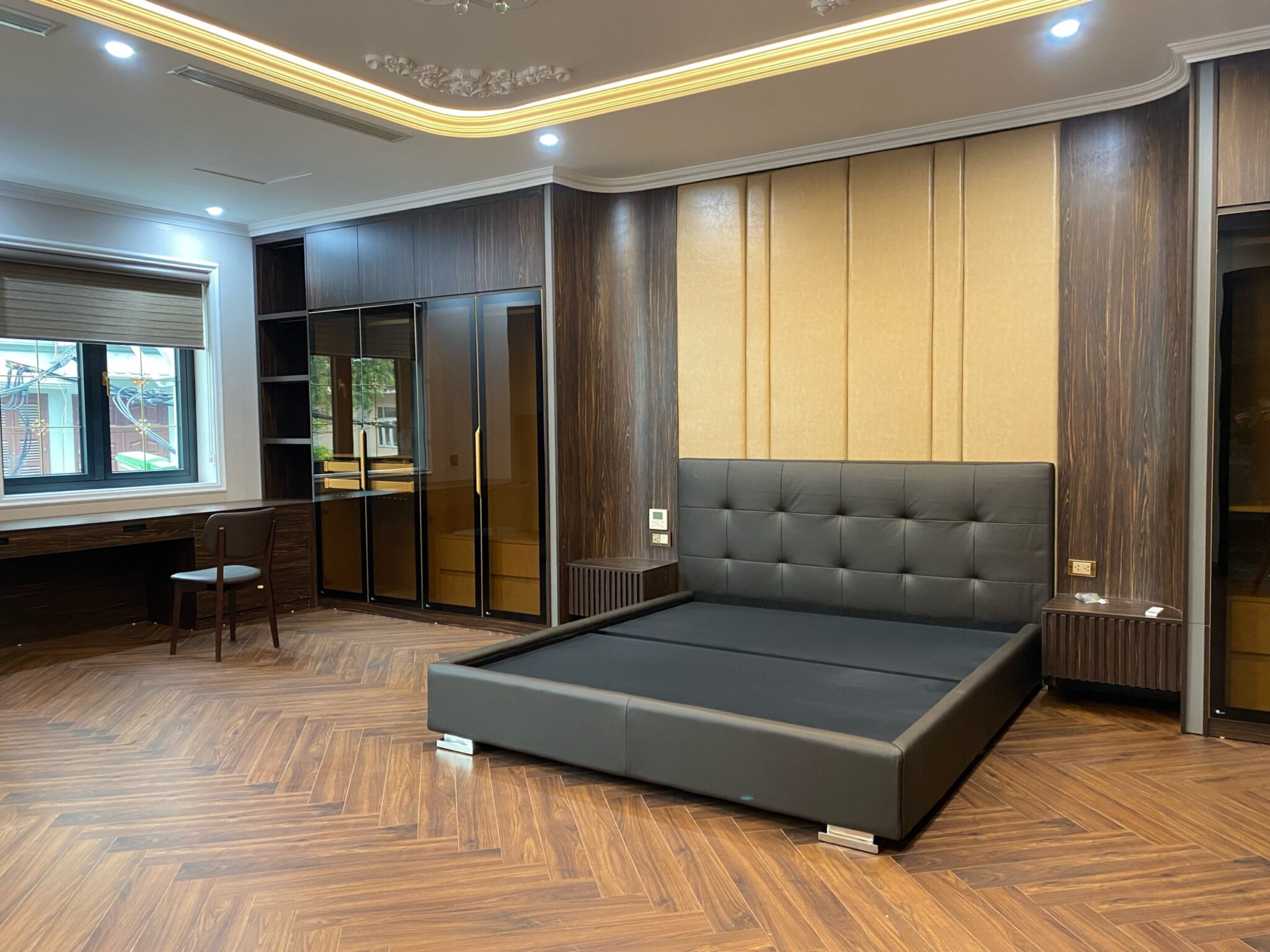 Giường nhập khẩu Malaysia ZL553 góc 5