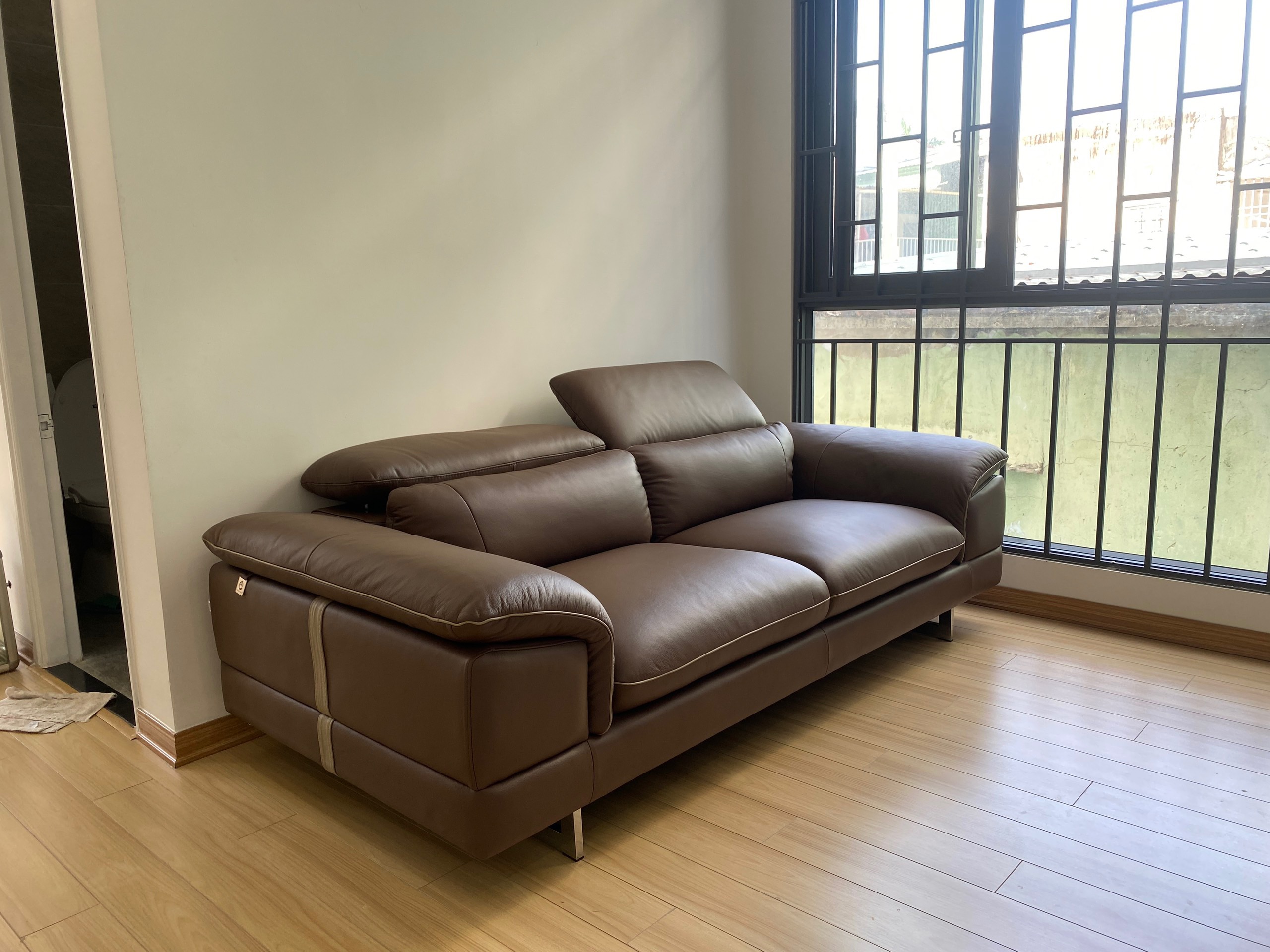 Sofa da Malaysia: Băng 2,5S KH270 góc 3