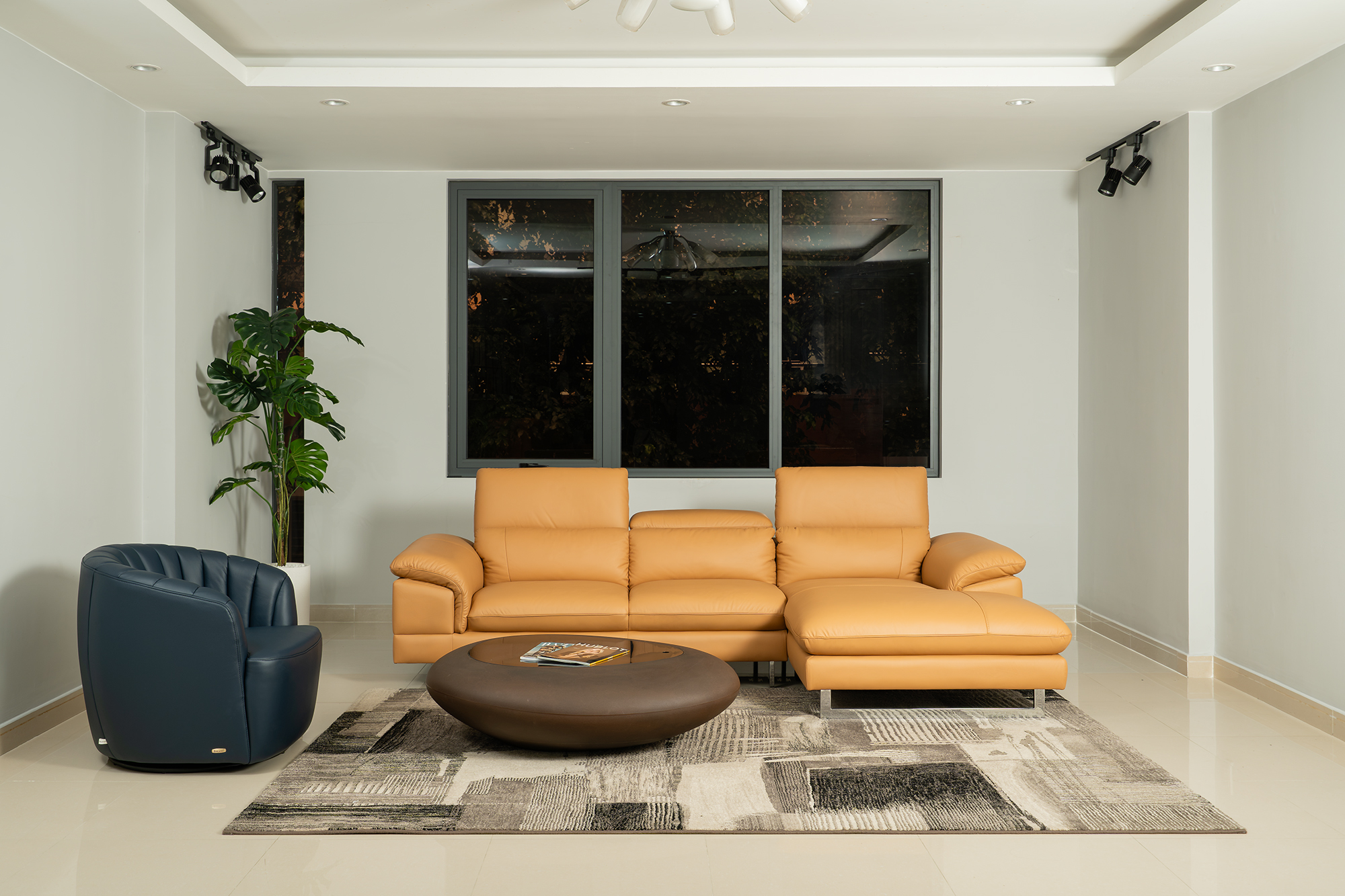 Concept Sofa góc KH270 kết hợp Ghế xoay ZL628 (Malaysia), Thảm Italia và Bàn trà KOS (Italia) góc 6